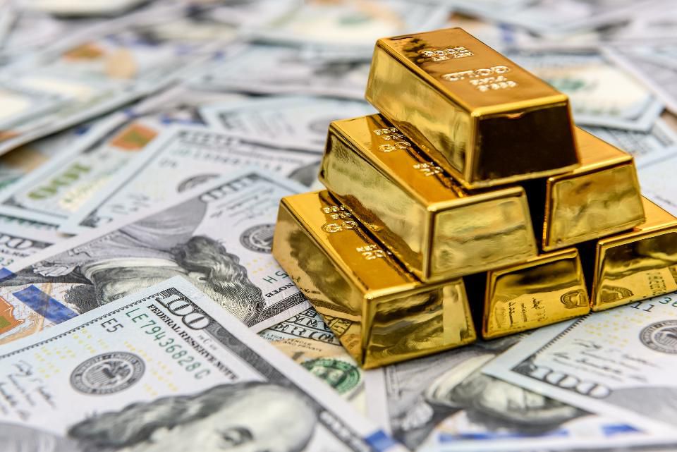 Silver & Gold Prices Surge! Is it time to buy or sell?